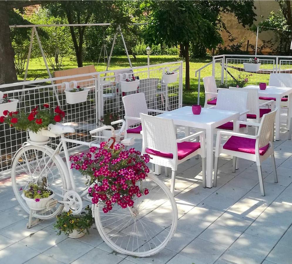 Maslina Rooms Смедерево Экстерьер фото